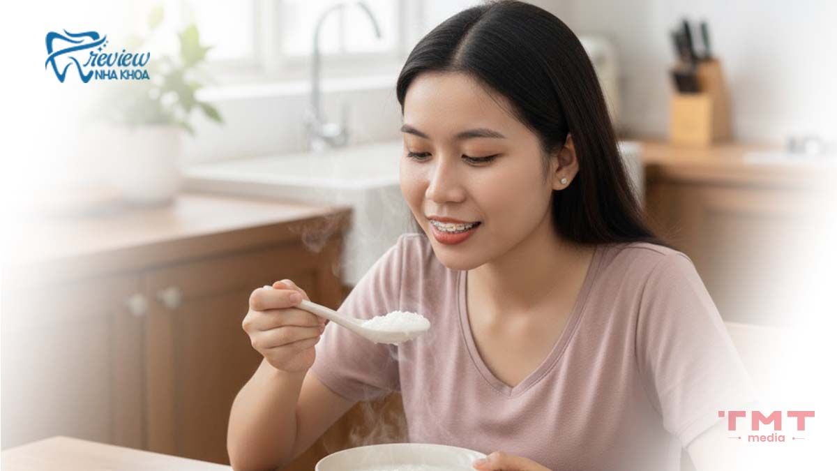 Cách chăm sóc răng khi niềng mắc cài sứ tự buộc