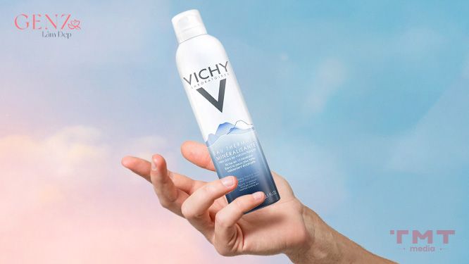 Xịt khoáng cho nam da dầu Vichy Mineralizing Thermal Water cân bằng pH