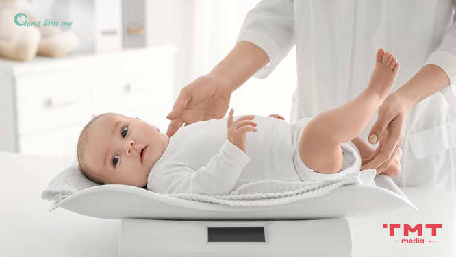 Phương pháp đo chiều cao, cân nặng chuẩn cho bé từ 0 - 12 tháng