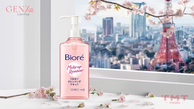 Tinh chất tẩy trang của Nhật dành cho da dầu mụn - Biore Make Up Remover Moisture Cleansing Liquid