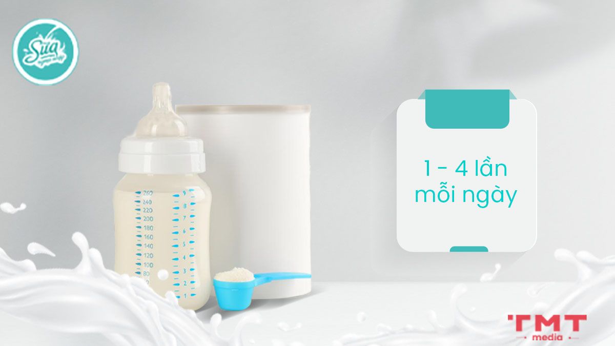 Trẻ uống sữa công thức đi ngoài mấy lần?