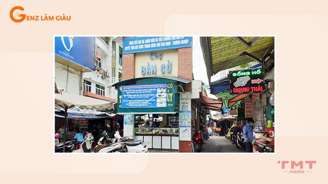 Lấy sỉ đồ secondhand từ chợ Bàn Cờ Hồ Chí Minh